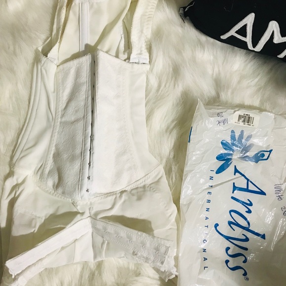 NWT!!! Waist Trainer/Toner Ardyss Body Magic Shaper- Drop 2 sizes instantly! - Picture 6 of 6